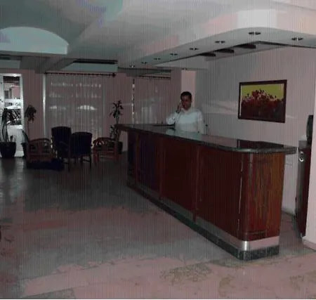 Alaya Apart Lejlighedshotel 3*